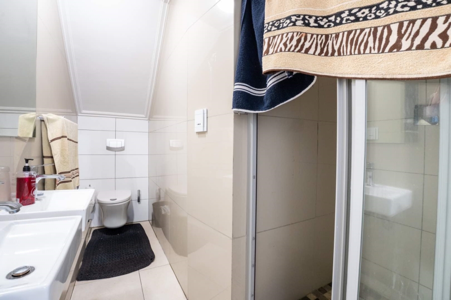 2 Bedroom Property for Sale in Durbanville Western Cape